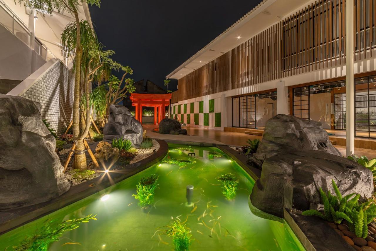 Kontena Hotel Batu (East Java) Exterior foto